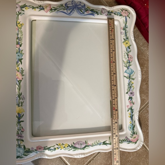 Floral Ribbon Ceramic Picture Frame - Picture 4 of 6